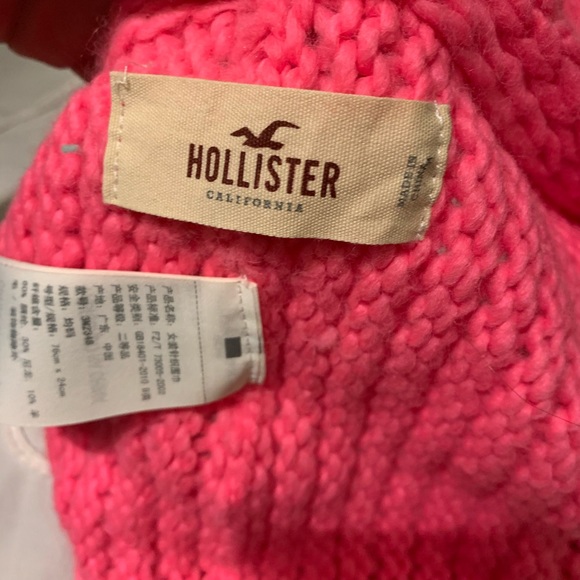 Hollister hot pink knot infinity scarf - Picture 2 of 3